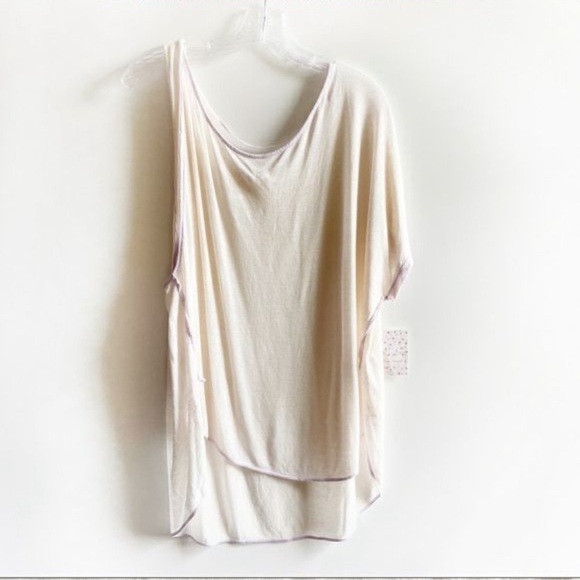 X SMALL We the Free Pluto t-shirt cream asymmetrical linen - Picture 9 of 11